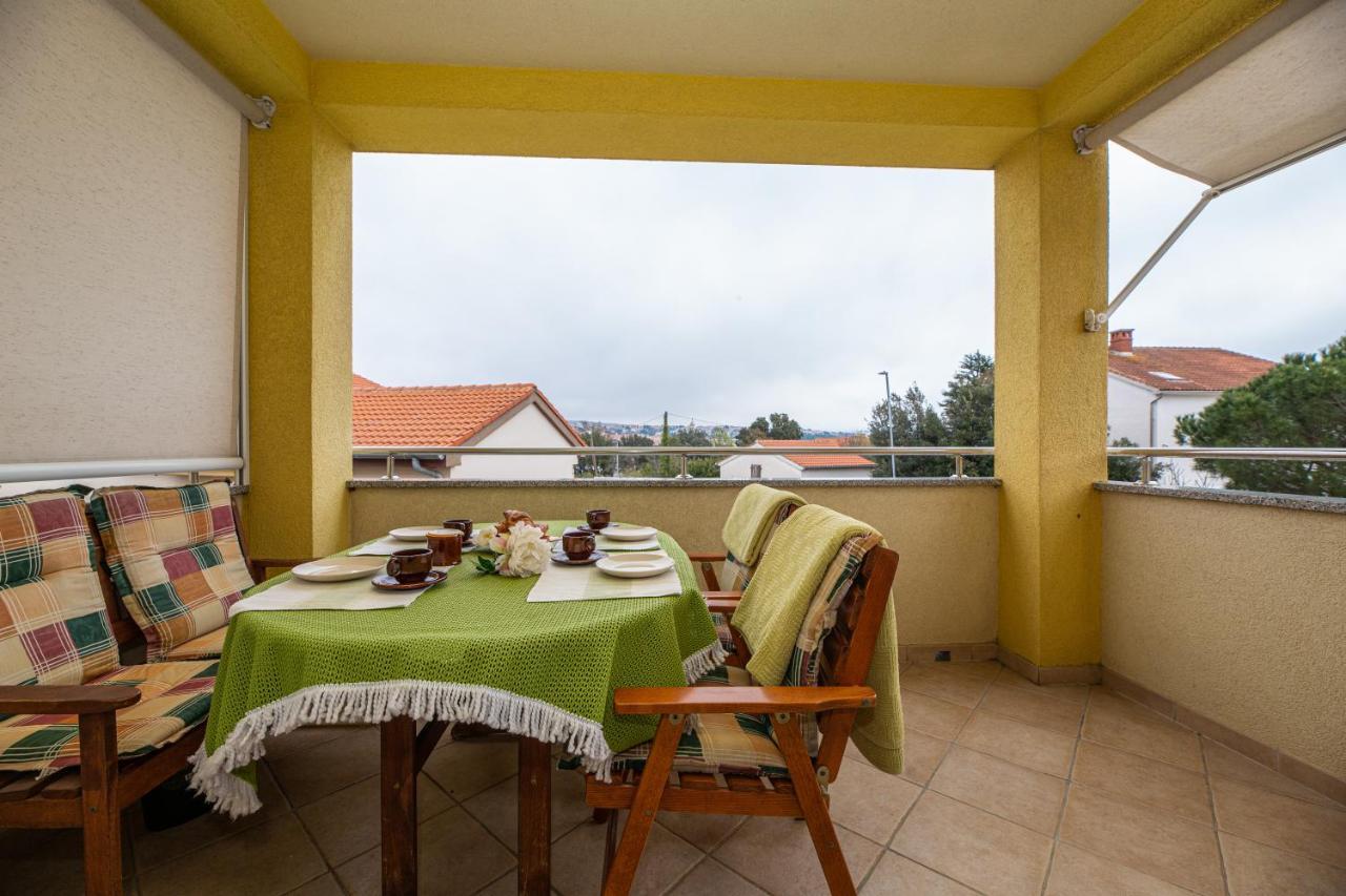 Golden Hope 4+1 Apartment Krk Кърк Екстериор снимка