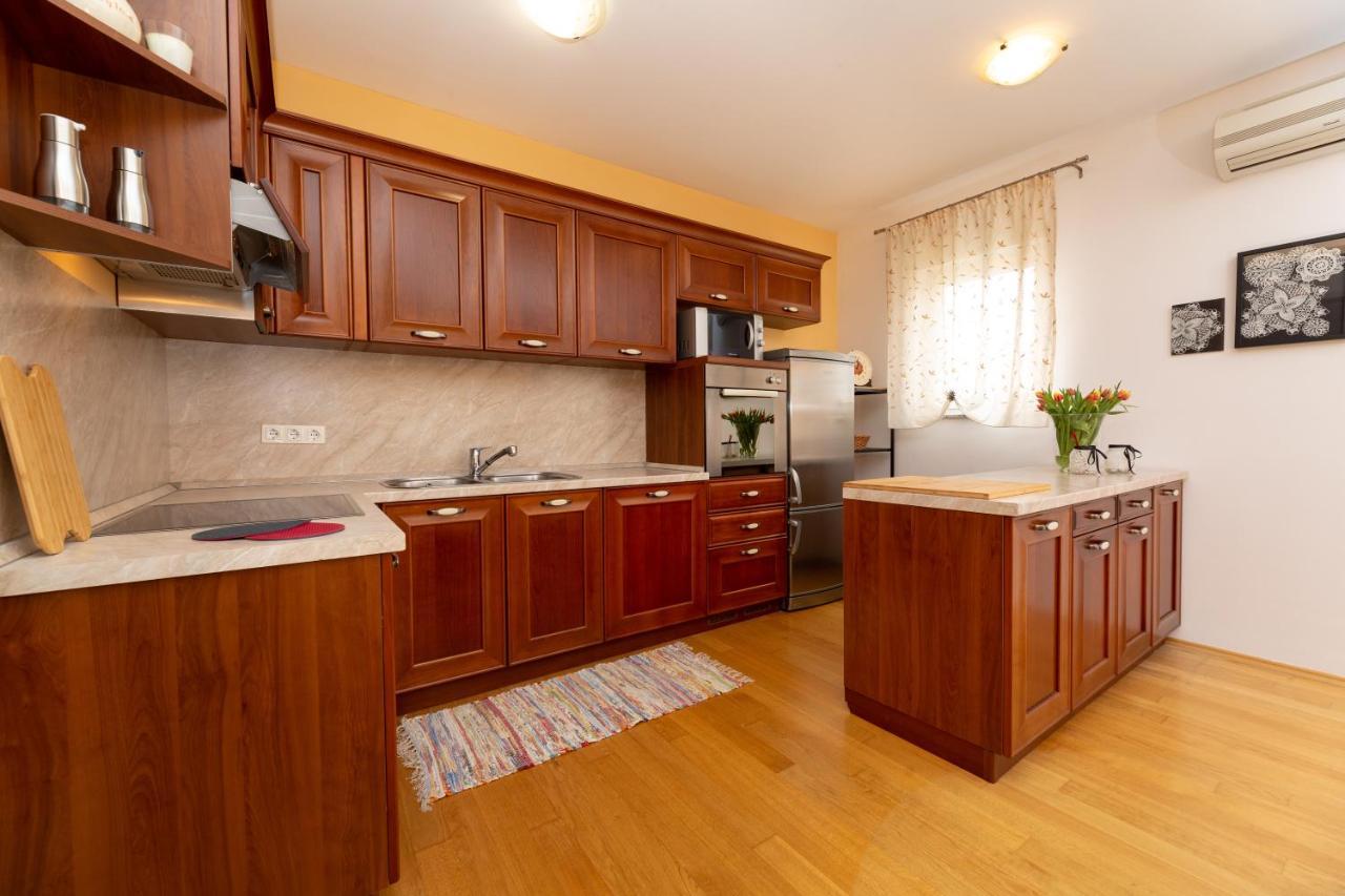 Golden Hope 4+1 Apartment Krk Кърк Екстериор снимка
