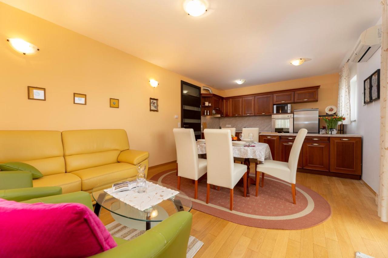 Golden Hope 4+1 Apartment Krk Кърк Екстериор снимка